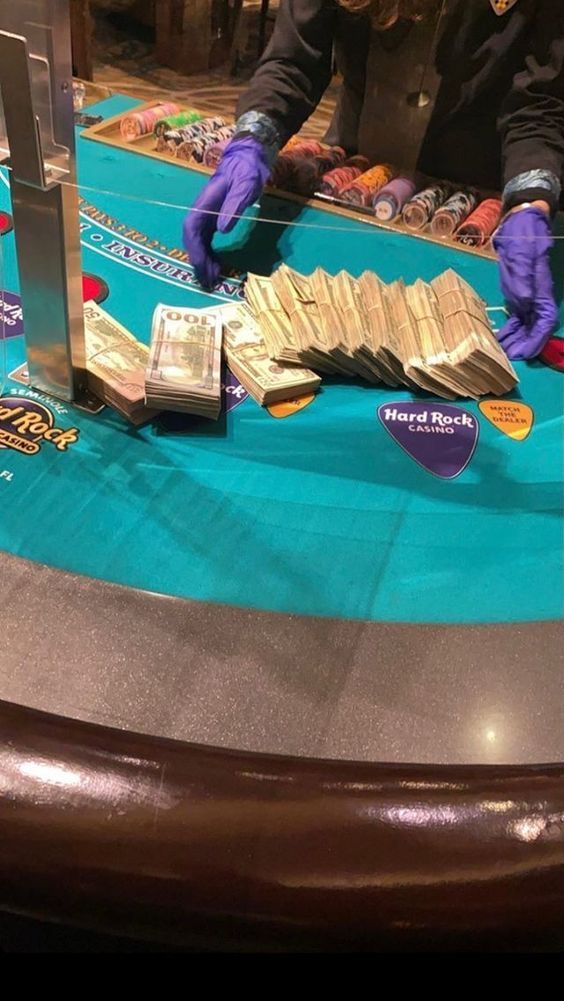 پاکستان کے Jackpot Village کھلاڑیوں کے لیےجیک پاٹ گیم