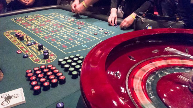پاکستان میں Jackpot Village کا آن لائن کیسینو سیکشن کھولیں۔